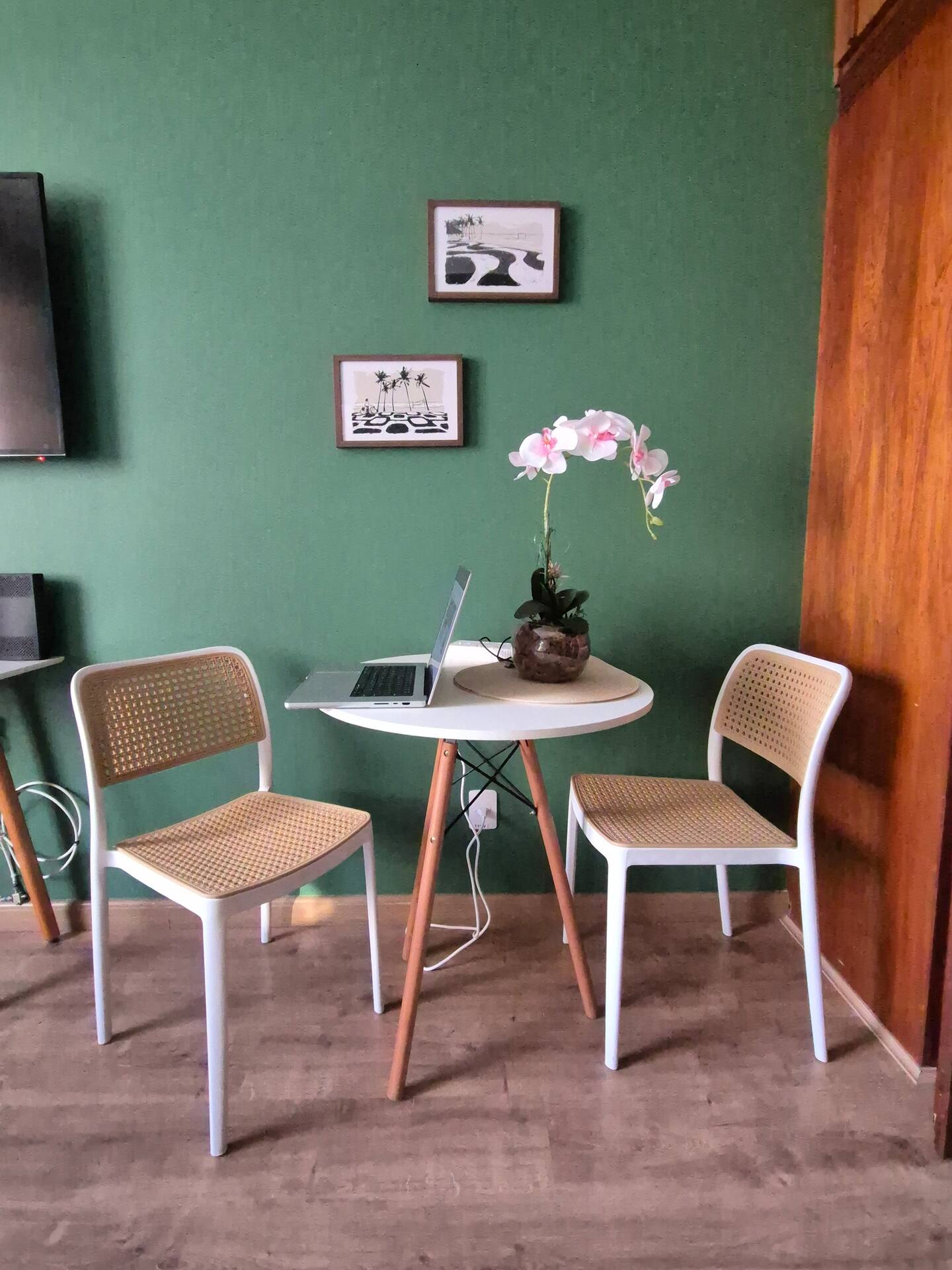 Cantinho de Trabalho